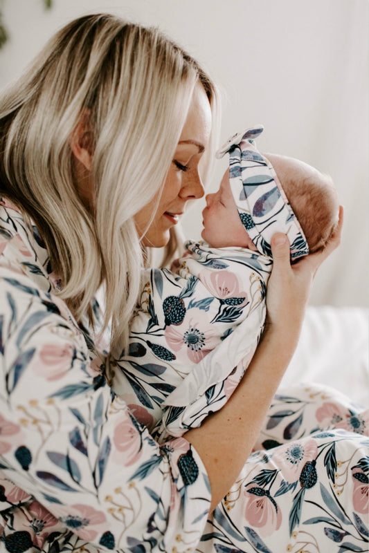 Agnolla Maternity Robe & Matching New Born Swaddle Blanket - Dusty Pink Nasturtium